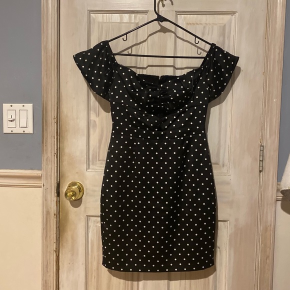 GUESS Sexy polka dot dress💃 - Picture 4 of 6